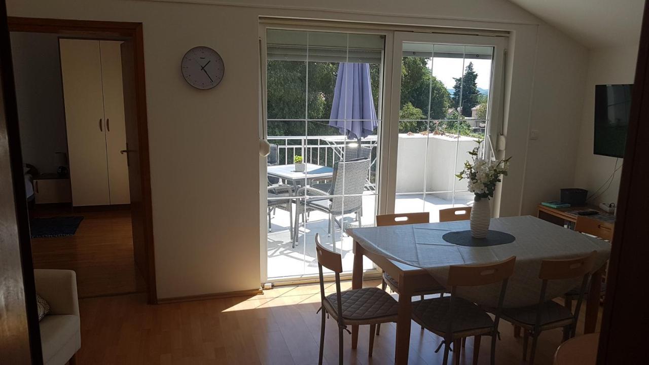 Apartments Luna Sveti Filip i Jakov Ngoại thất bức ảnh