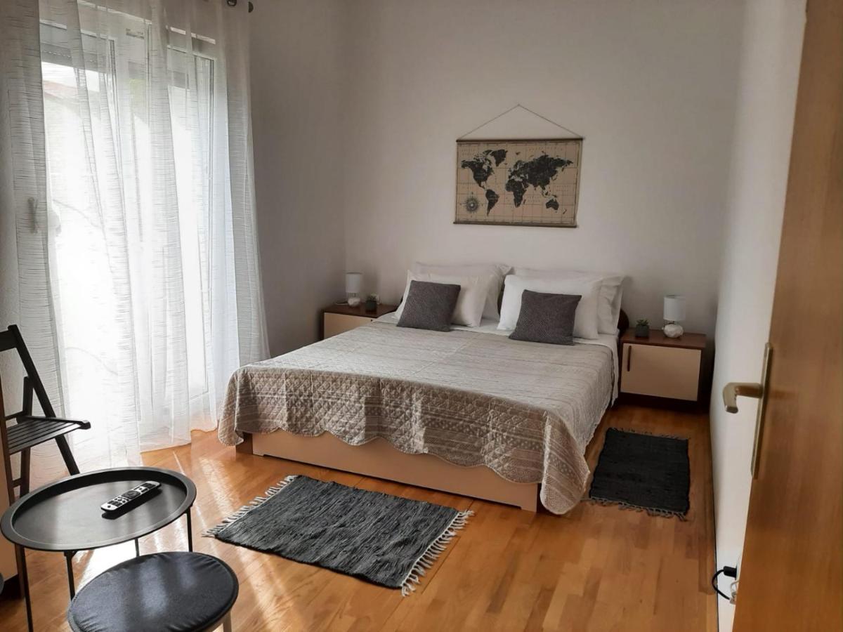 Apartments Luna Sveti Filip i Jakov Ngoại thất bức ảnh