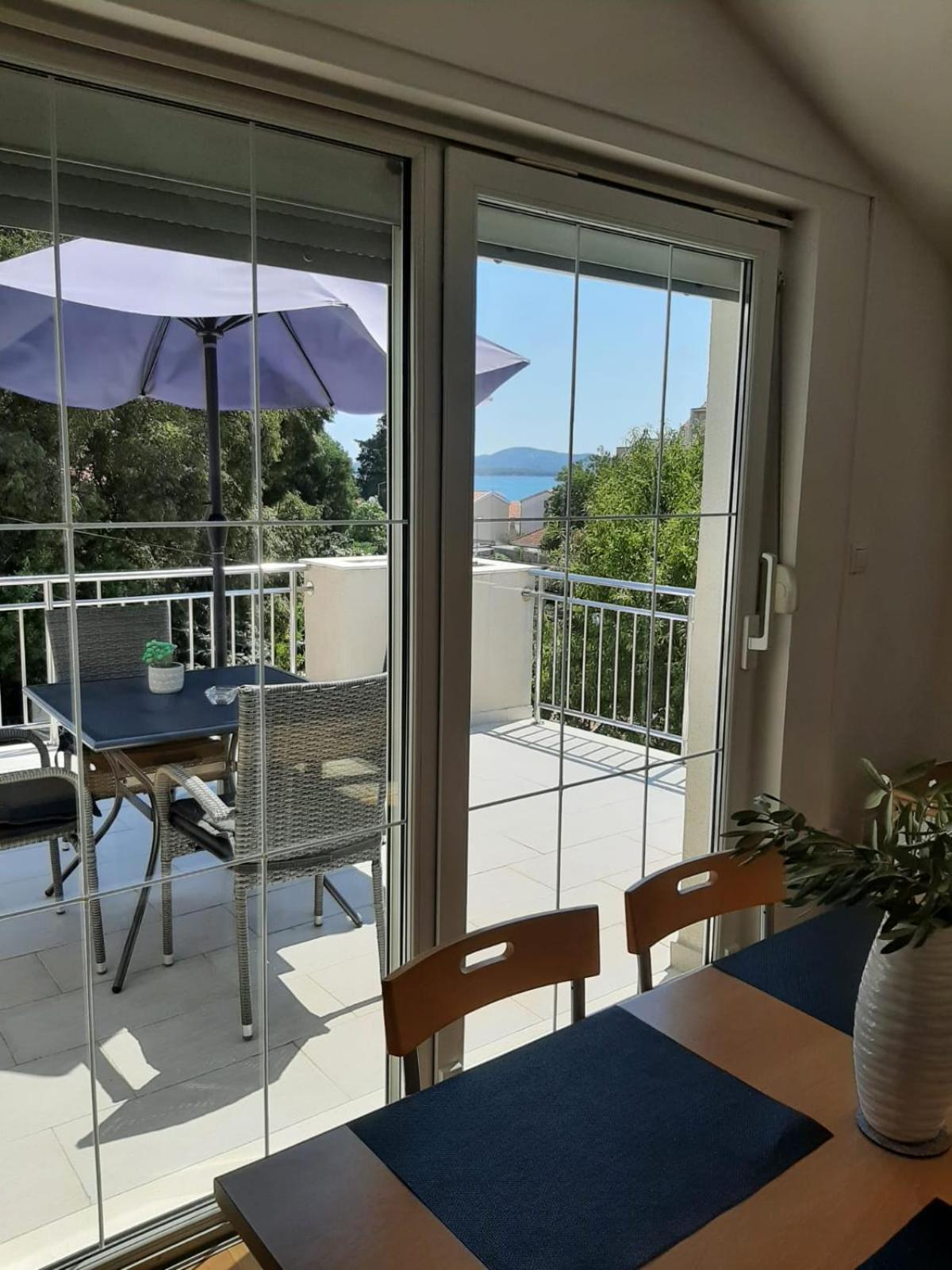 Apartments Luna Sveti Filip i Jakov Ngoại thất bức ảnh