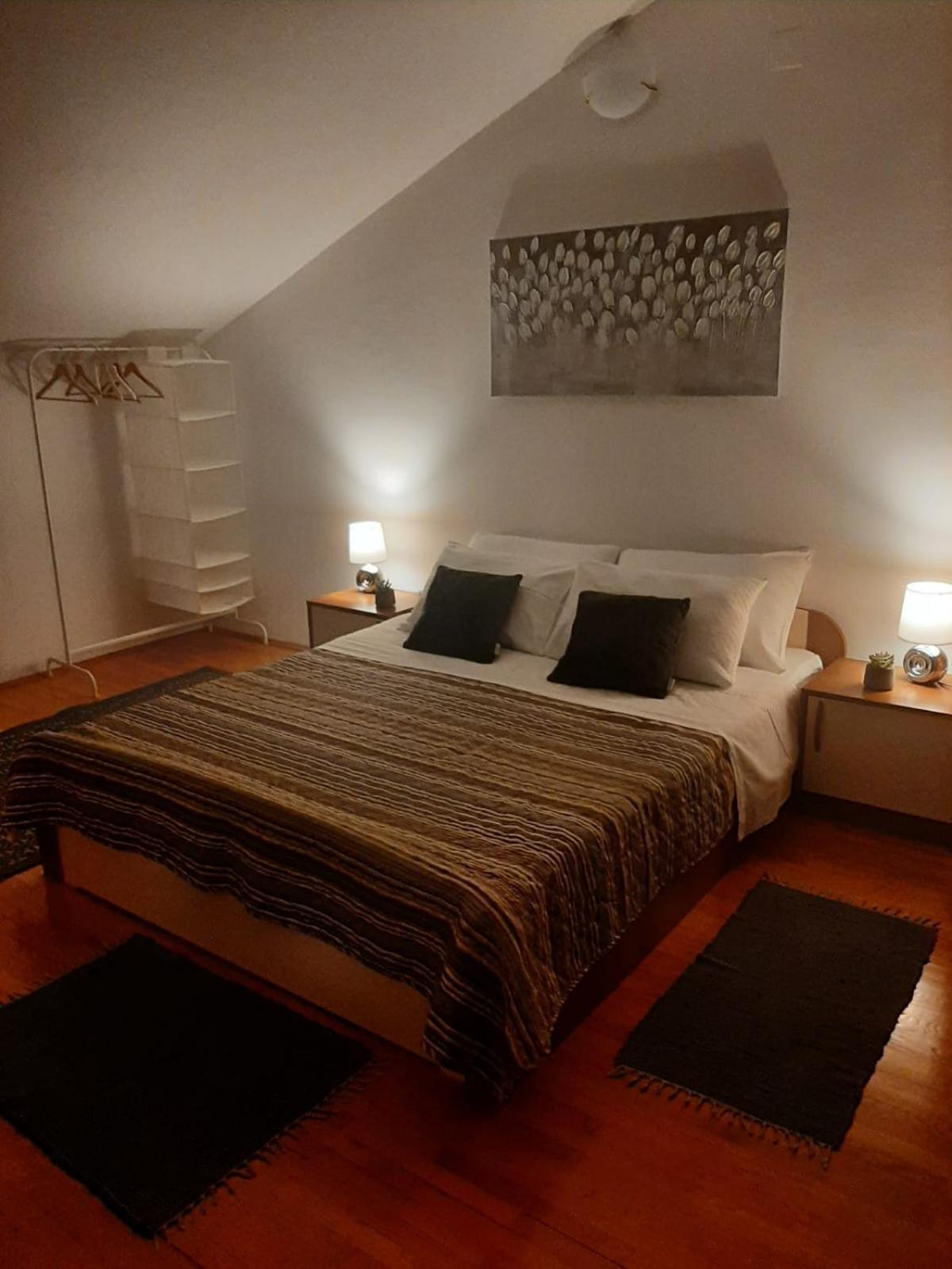 Apartments Luna Sveti Filip i Jakov Ngoại thất bức ảnh