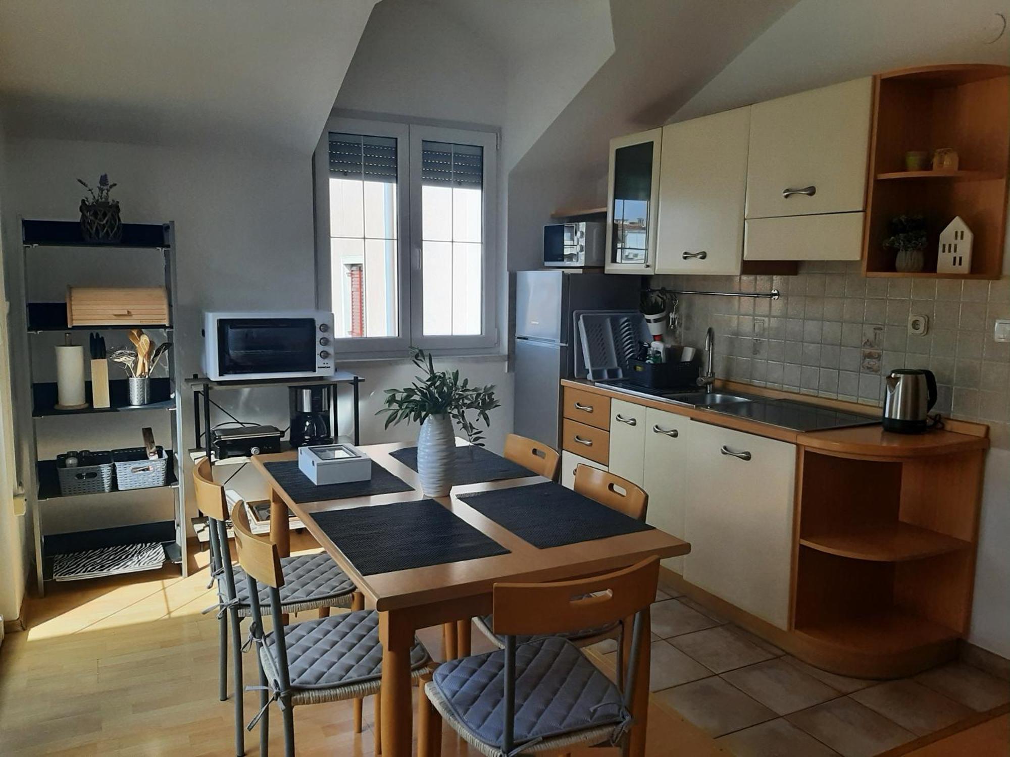 Apartments Luna Sveti Filip i Jakov Ngoại thất bức ảnh